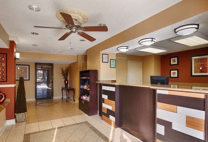 בית מלון כפרי Best Western Greenville Inn