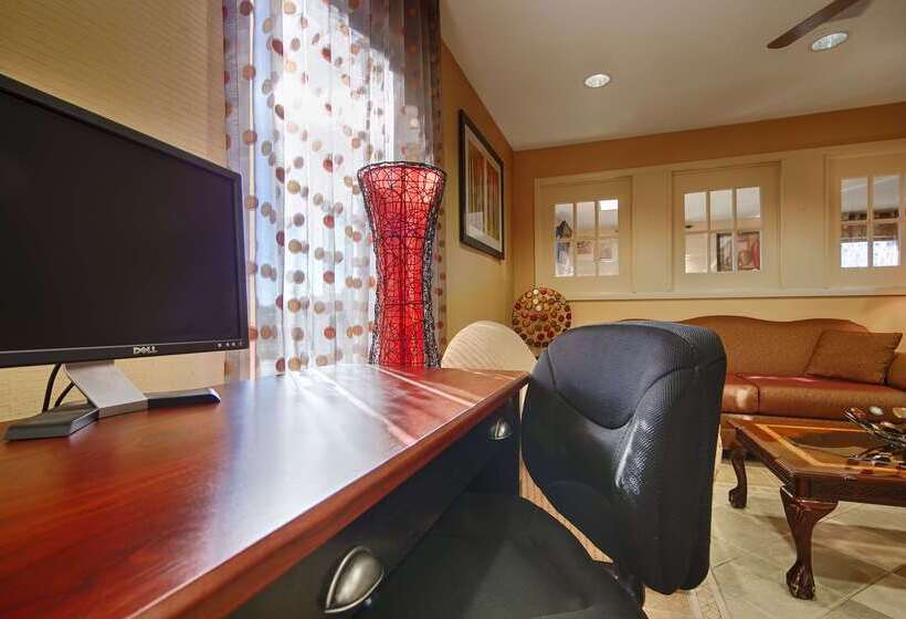 בית מלון כפרי Best Western Greenville Inn