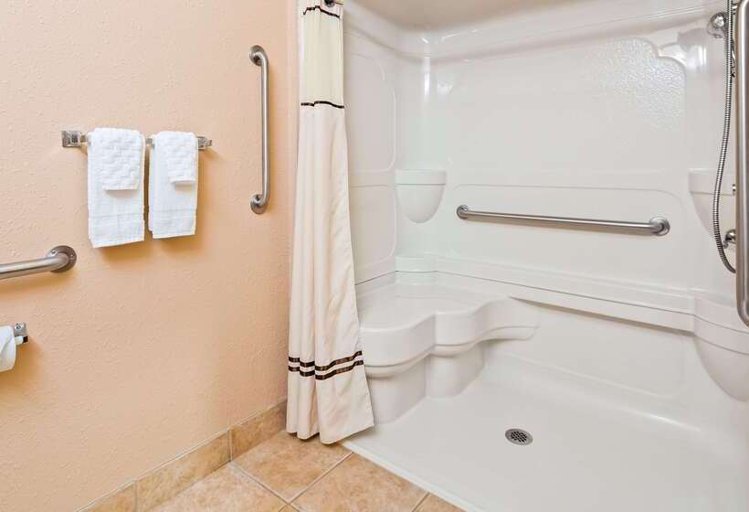 בית מלון כפרי Merrillville Inn & Suites