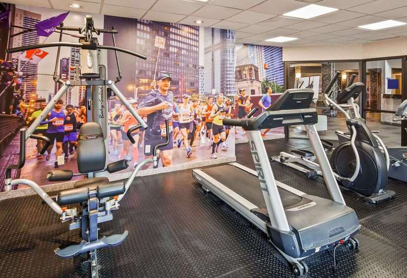 فندق Best Western Inn & Suites  Midway Airport