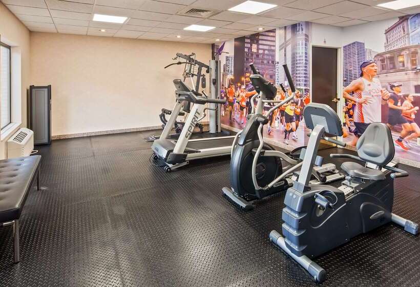 فندق Best Western Inn & Suites  Midway Airport