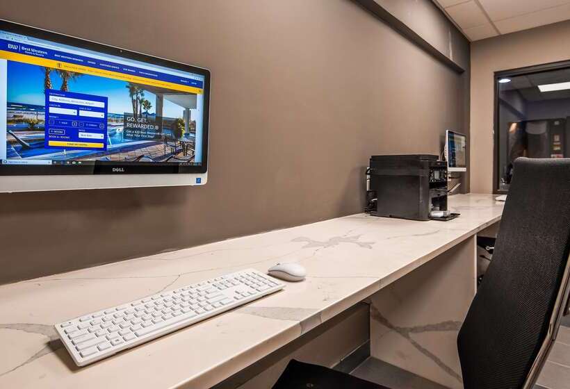 فندق Best Western Inn & Suites  Midway Airport