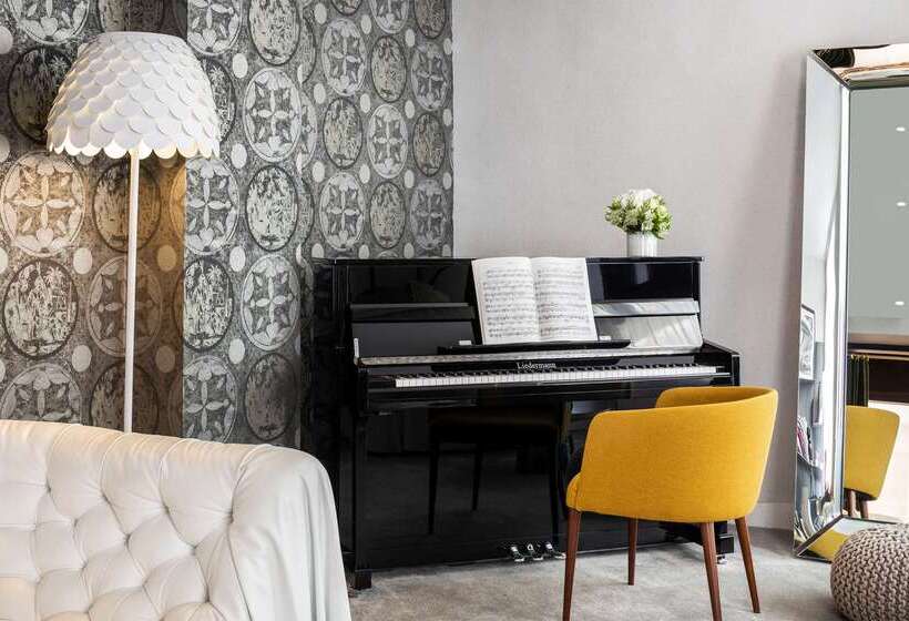 ホテル Best Western Plus La Demeure