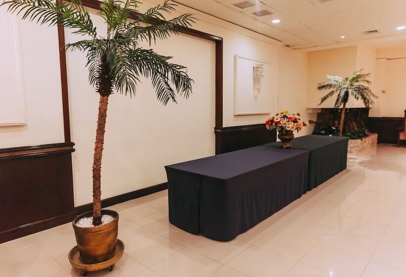 Отель Boulevard