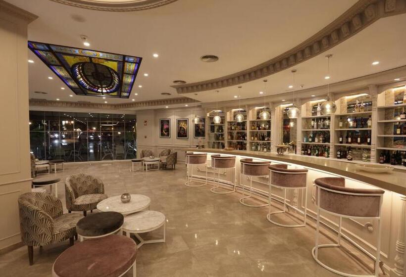 Boutique Hotel B51