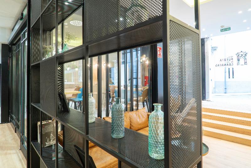 هتل Boutique Puerta De Las Granadas