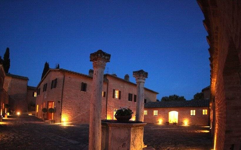 호텔 Castello Di Leonina Relais Adults Only