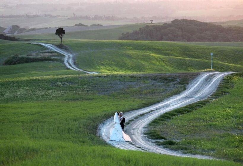 호텔 Castello Di Leonina Relais Adults Only