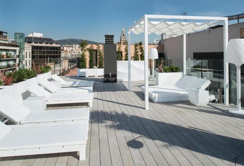 Отель Catalonia Eixample 1864