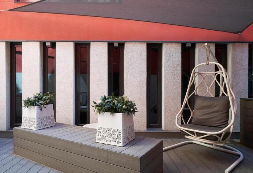 Отель Catalonia Eixample 1864