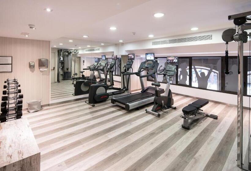 Отель Catalonia Eixample 1864