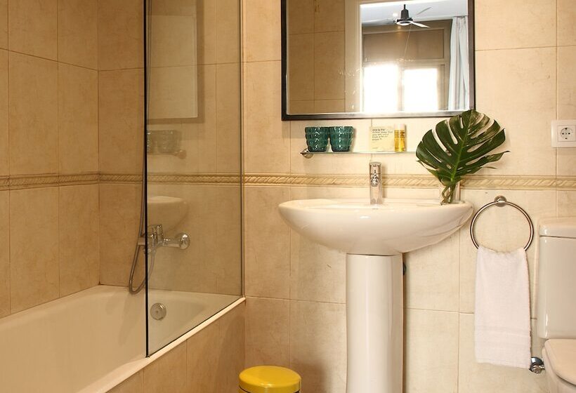 هتل Chic & Basic Lemon Boutique