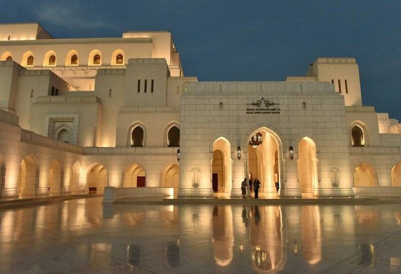 هتل Crowne Plaza Muscat, An Ihg