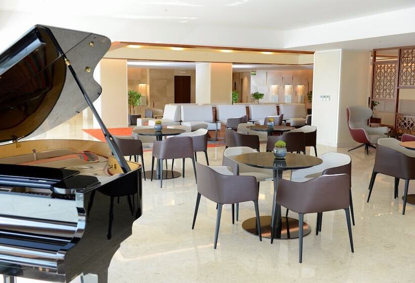 هتل Crowne Plaza Muscat, An Ihg