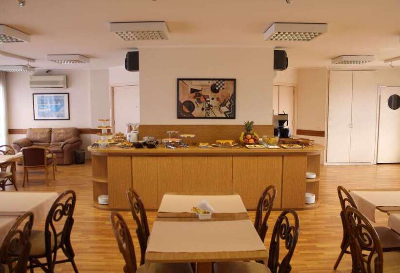 هتل Alfa Suites   Montevideo