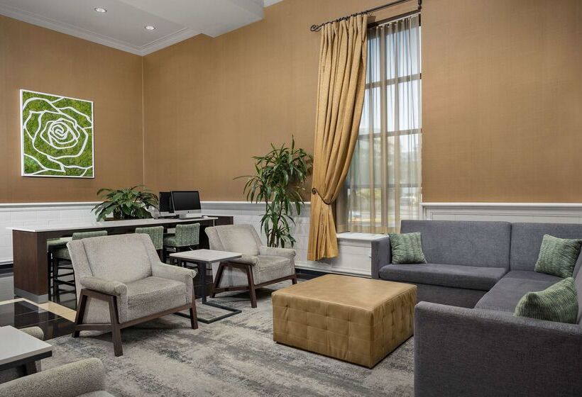 Отель Doubletree By Hilton Chicago O Hare Airport Rosemont