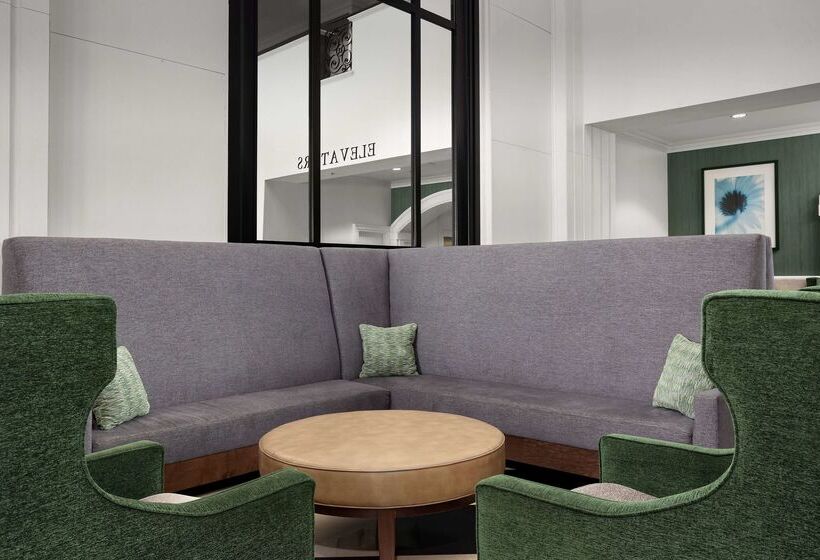 هتل Doubletree By Hilton Chicago O Hare Airport  Rosemont