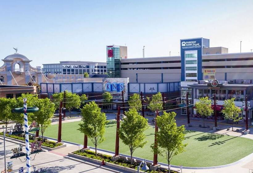 هتل Doubletree By Hilton Chicago O Hare Airport  Rosemont