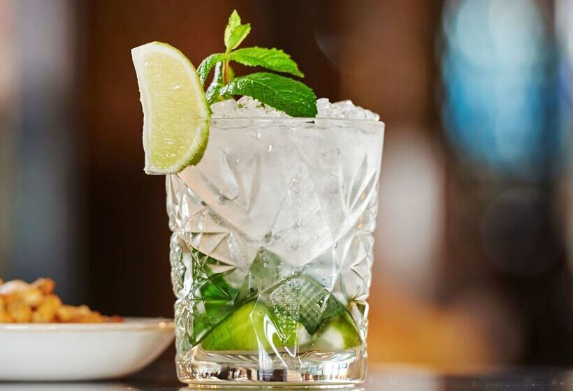 هتل Doubletree By Hilton  London  Docklands Riverside