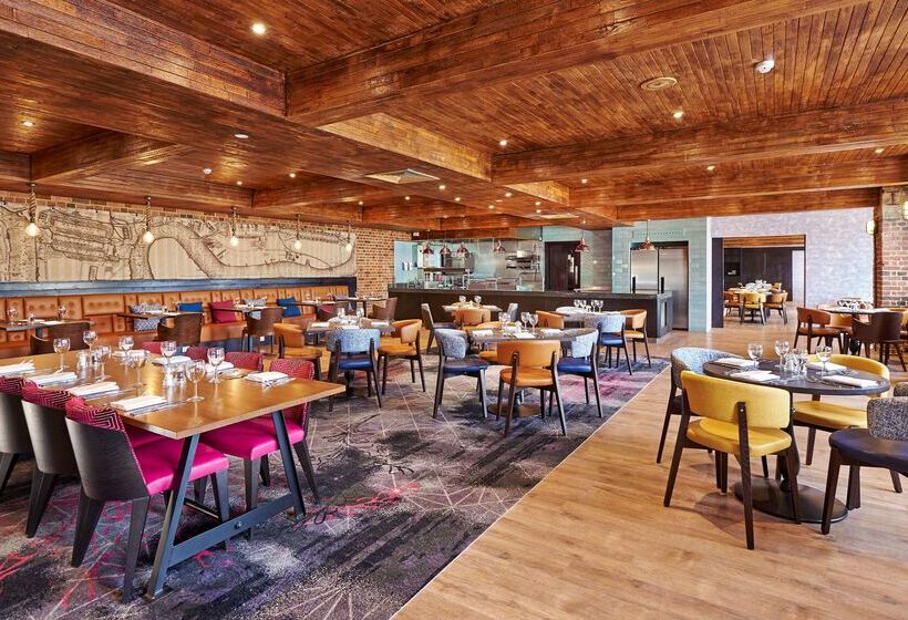 Hotel Doubletree By Hilton  London  Docklands Riverside