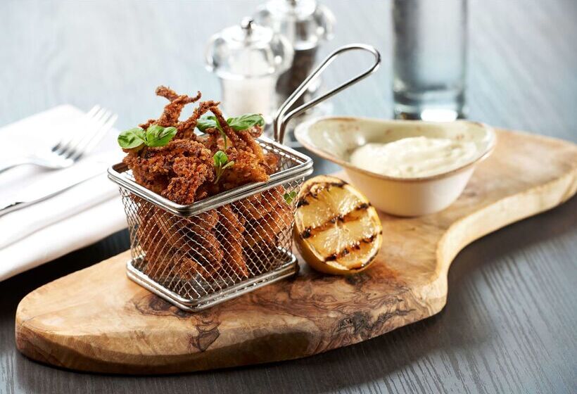 هتل Doubletree By Hilton  London  Docklands Riverside