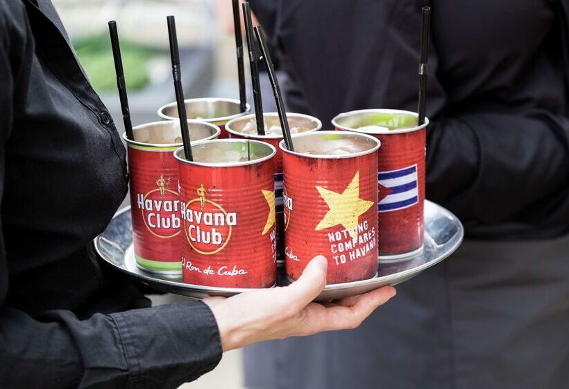 Hotel Doubletree By Hilton  London  Docklands Riverside