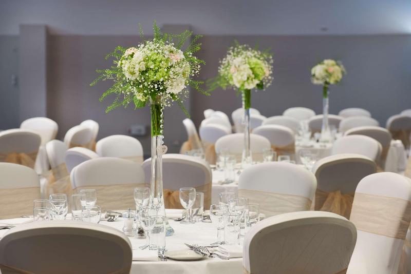 Hotel Doubletree By Hilton  London  Docklands Riverside