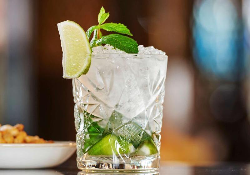 هتل Doubletree By Hilton  London  Docklands Riverside