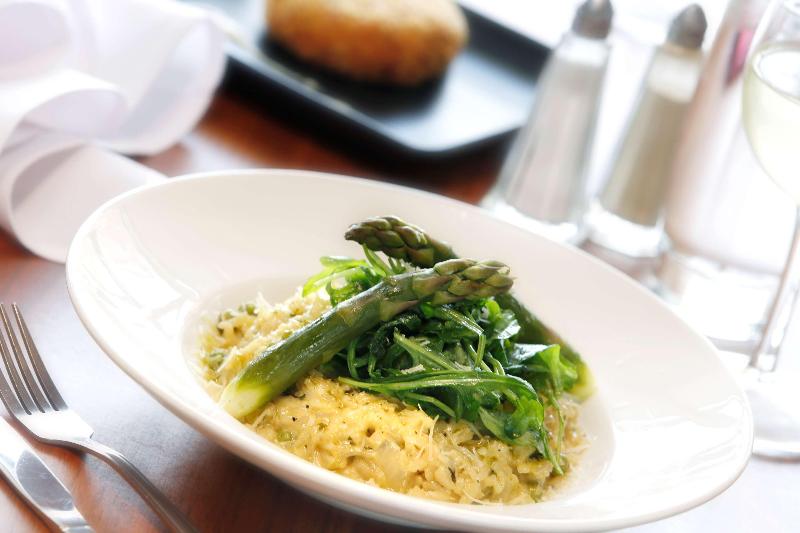 בית מלון כפרי Doubletree By Hilton Stoke On Trent