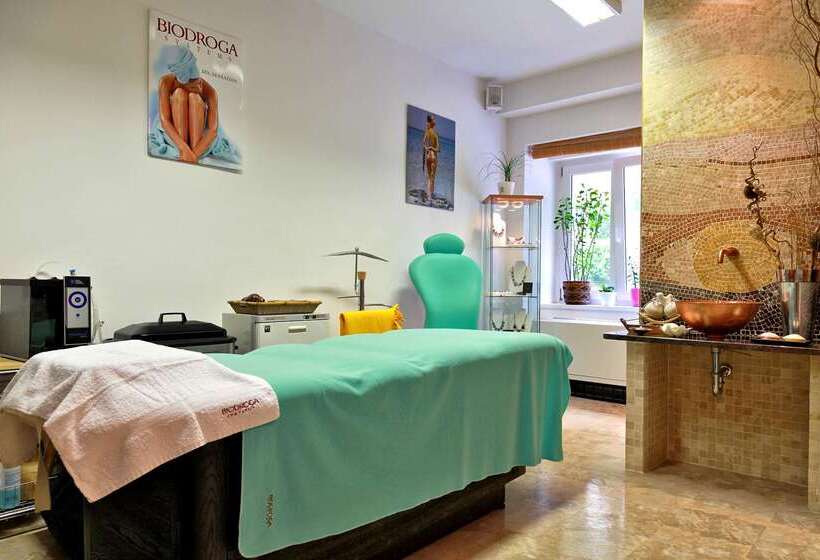 ホテル Esplanade Spa And Golf Resort