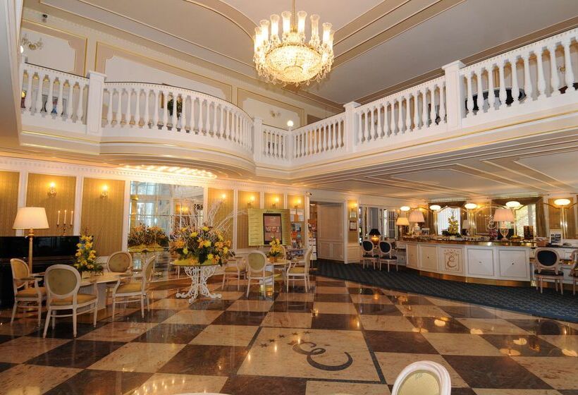 ホテル Esplanade Spa And Golf Resort