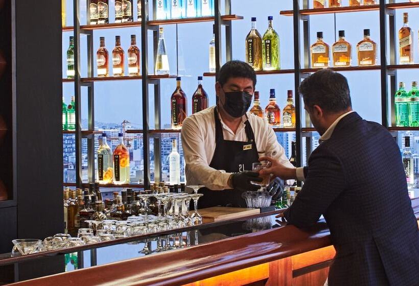 ホテル Estelar Miraflores