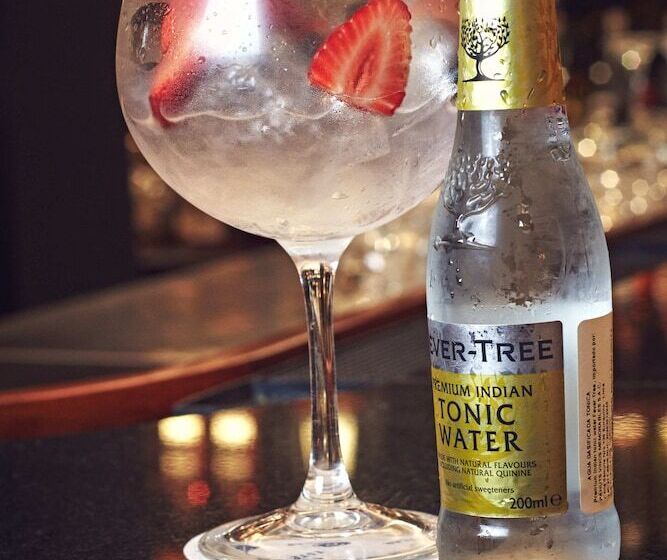 ホテル Estelar Miraflores