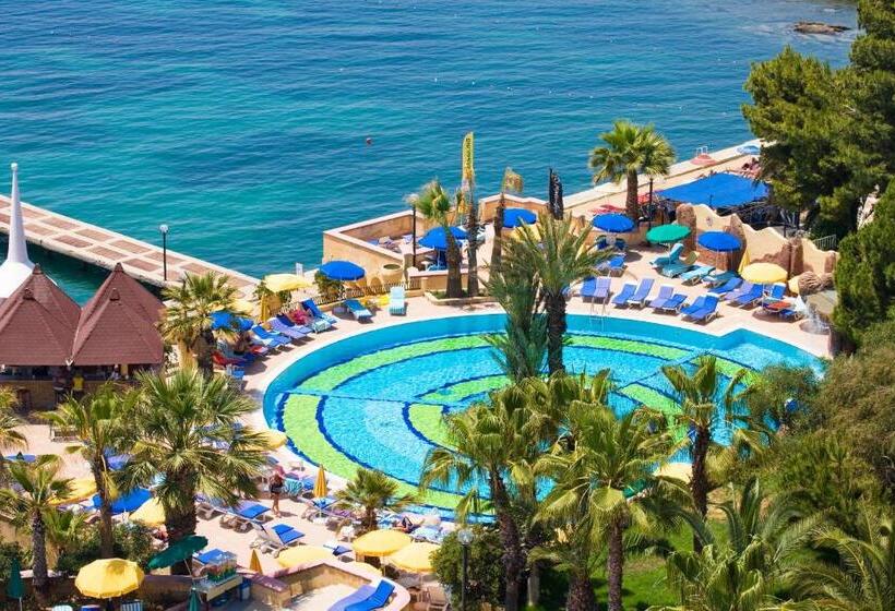 בית מלון כפרי Fantasia Deluxe