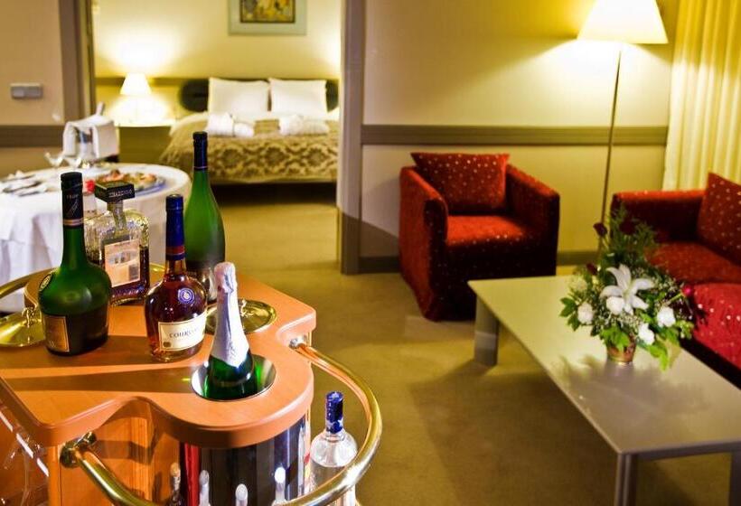 בית מלון כפרי Fantasia Deluxe