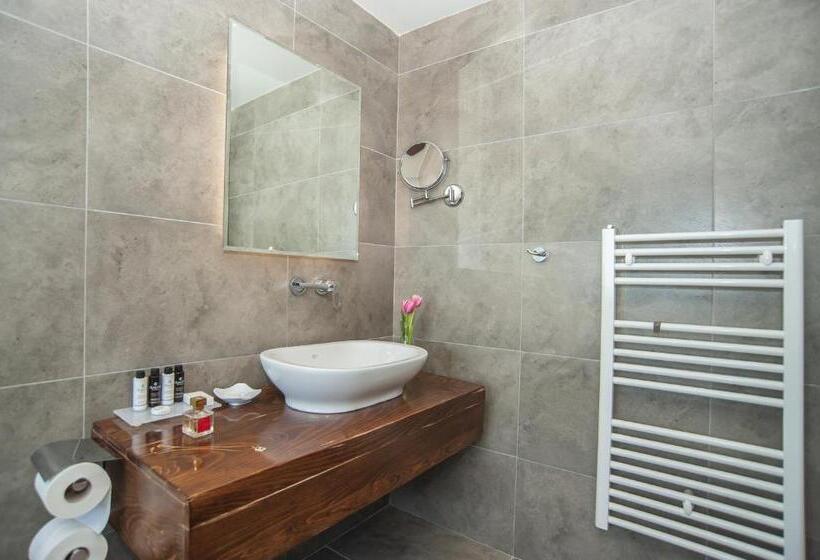 فندق Fedriades Delphi