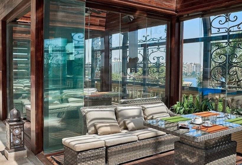 Hotel Four Seasons  Cairo At The First Residence