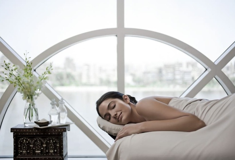 Hotel Four Seasons  Cairo At The First Residence