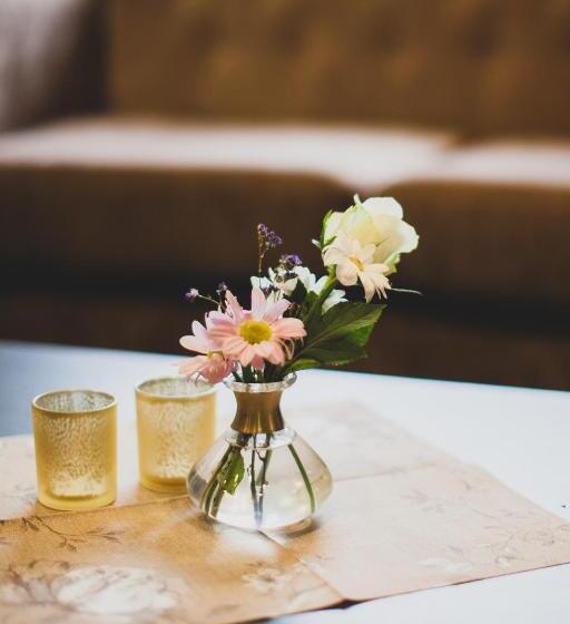 Frøken Skjolds Hotel Lyngengården