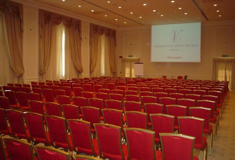هتل Grand Visconti Palace