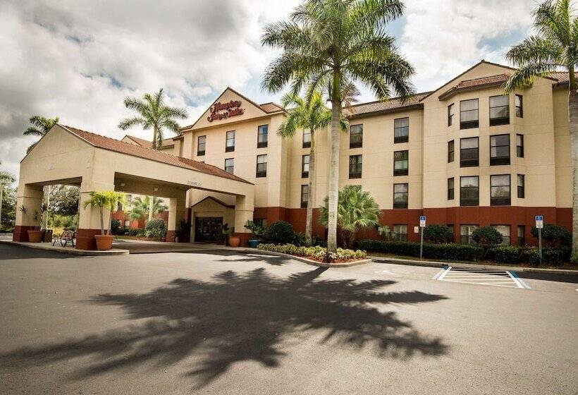 בית מלון כפרי Hampton Inn & Suites Fort Myers Beach/sanibel Gateway