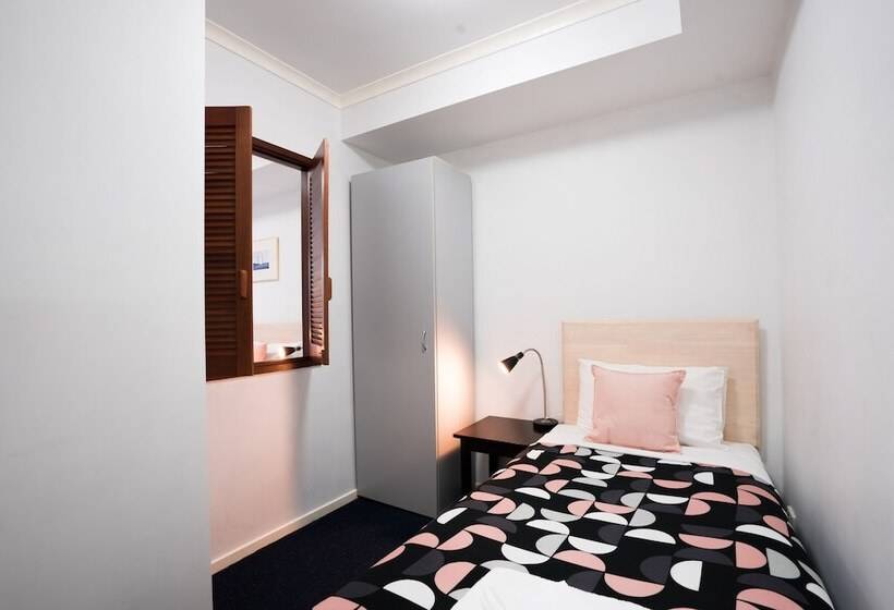 בית מלון כפרי Harbourview Apartment