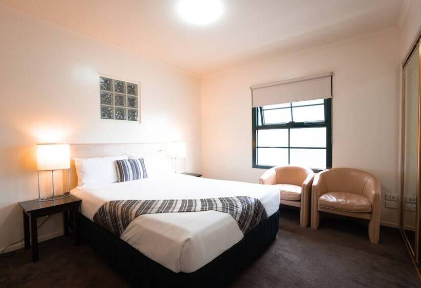 בית מלון כפרי Harbourview Apartment