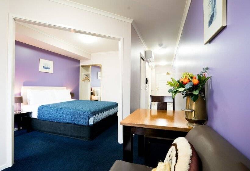 בית מלון כפרי Harbourview Apartment