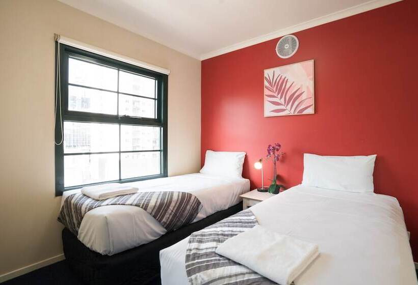 בית מלון כפרי Harbourview Apartment