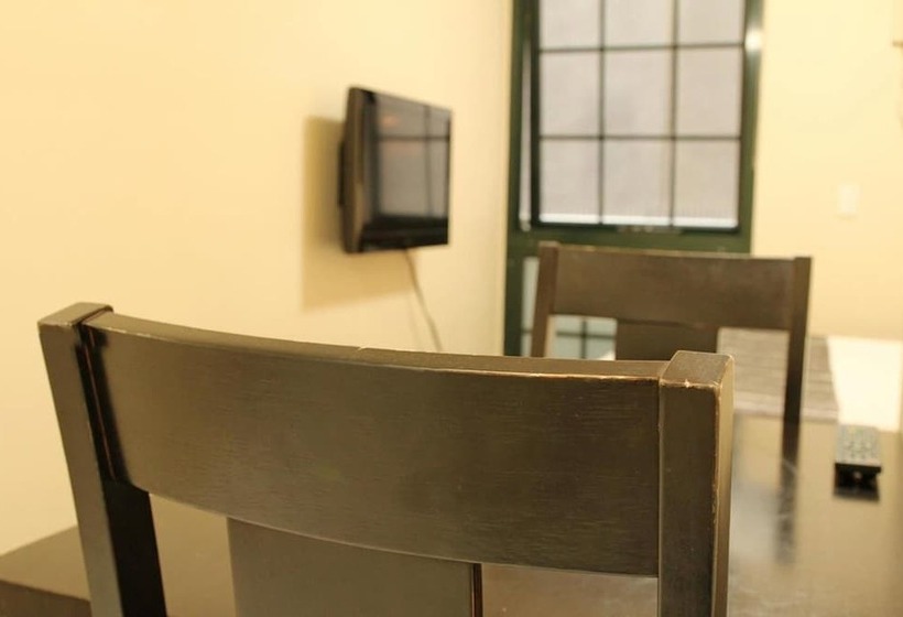 בית מלון כפרי Harbourview Apartment