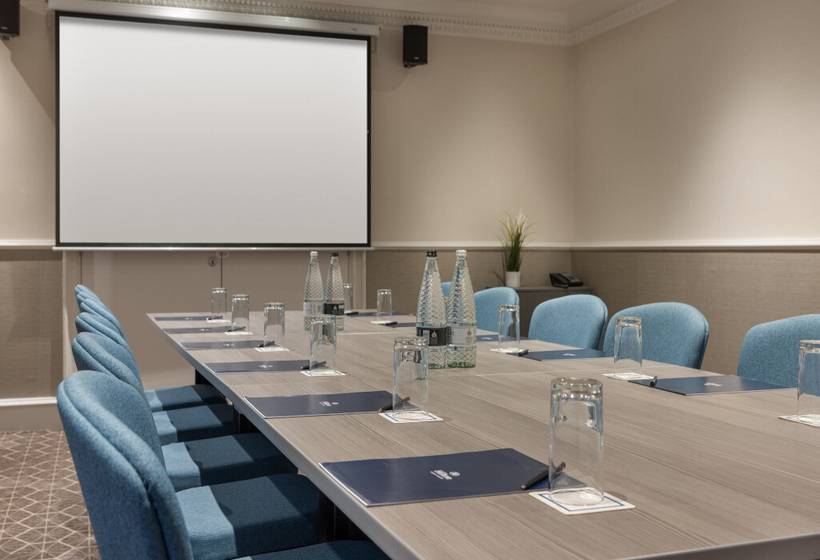 Отель Hilton York