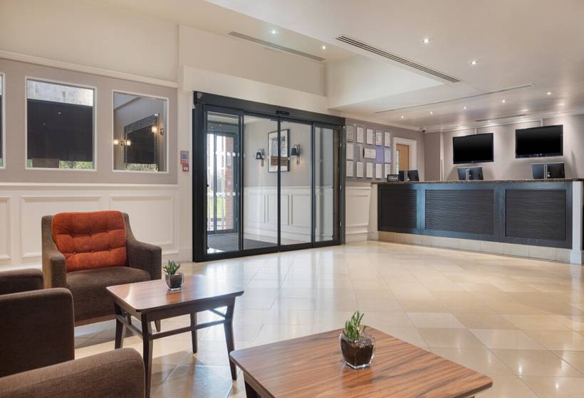 Отель Hilton York