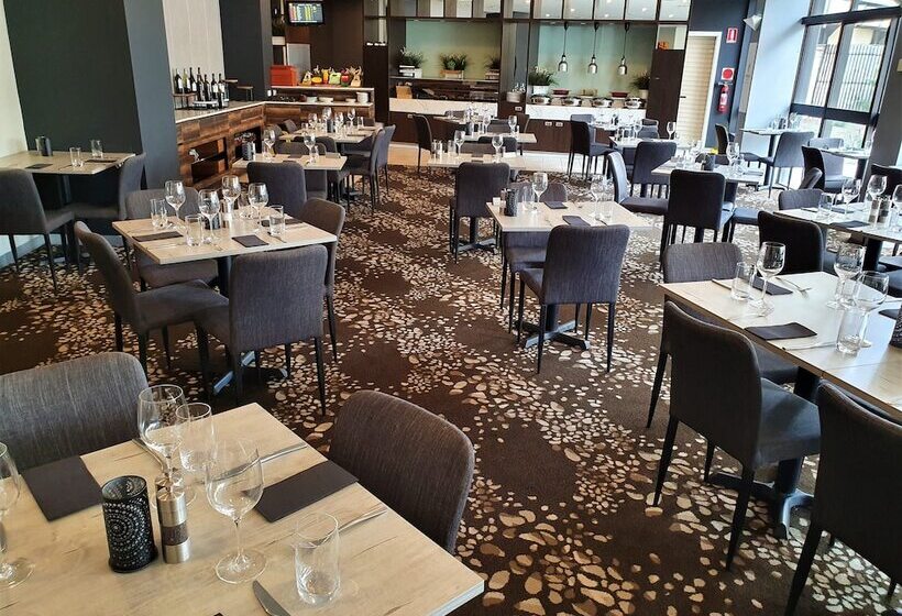 فندق Holiday Inn Melbourne Airport, An Ihg