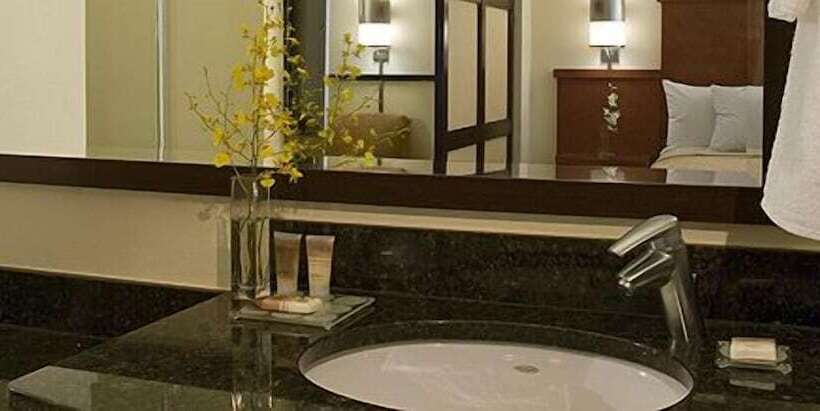 هتل Hyatt Place Nashville Airport